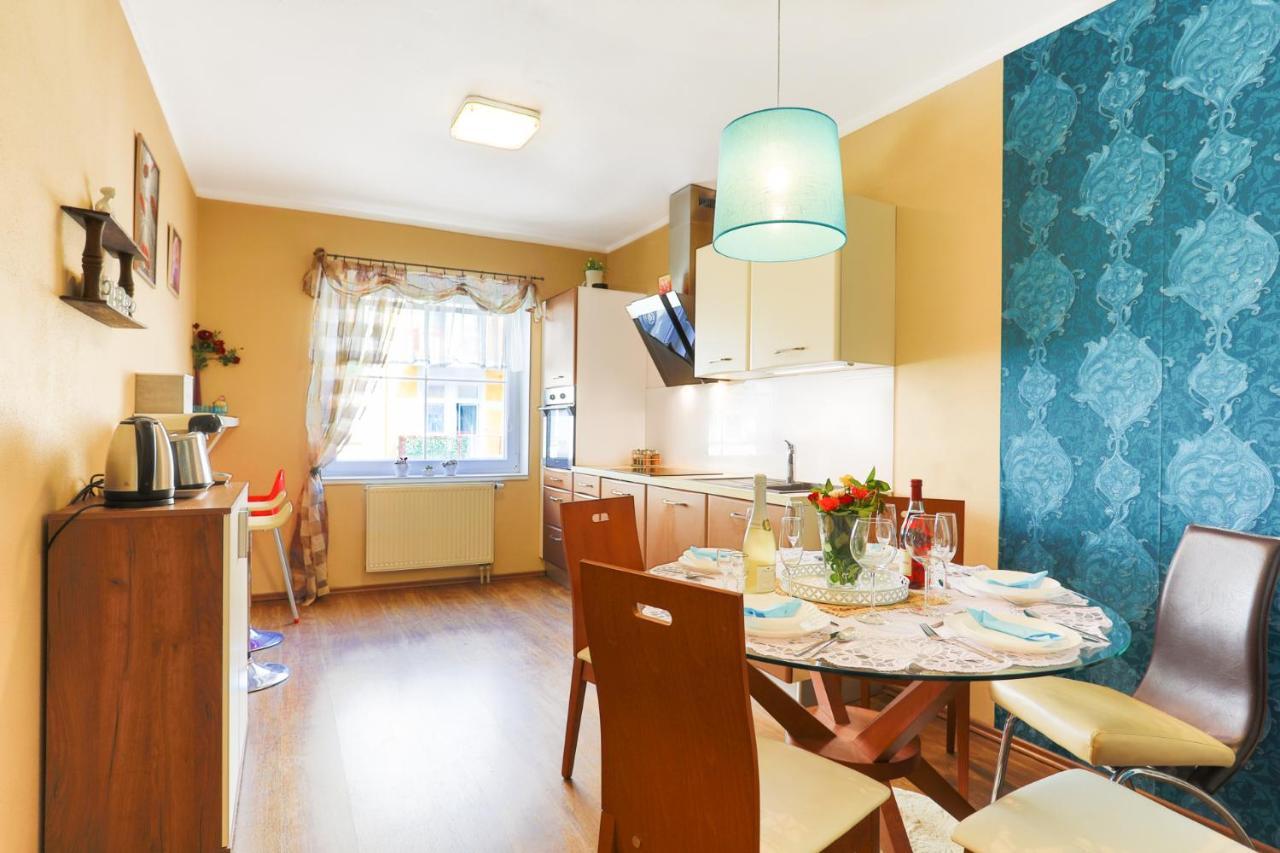 Apartment Carla Karlovy Vary Esterno foto