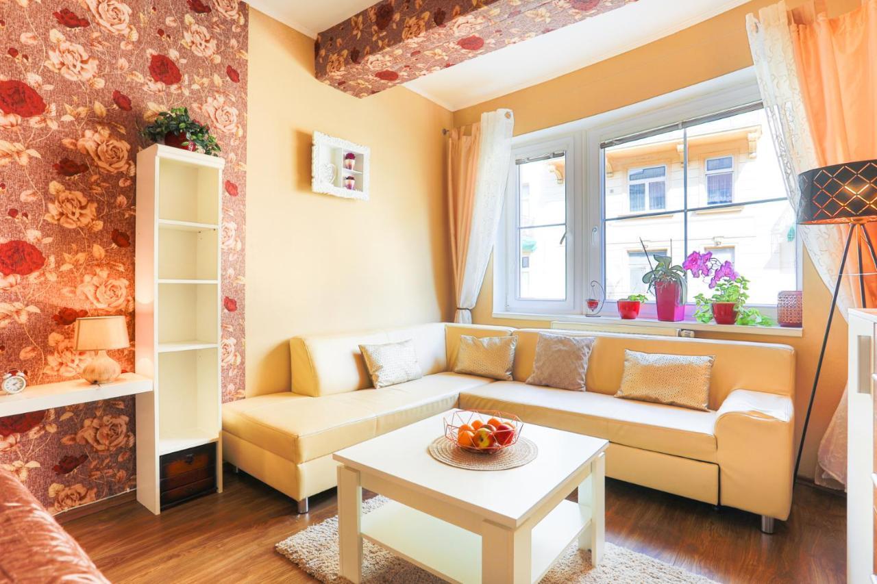 Apartment Carla Karlovy Vary Esterno foto
