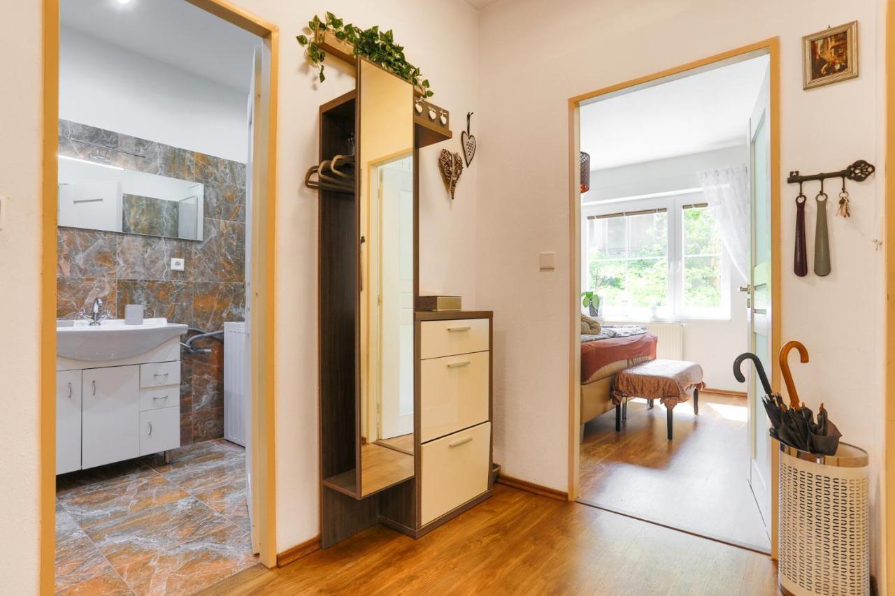 Apartment Carla Karlovy Vary Esterno foto